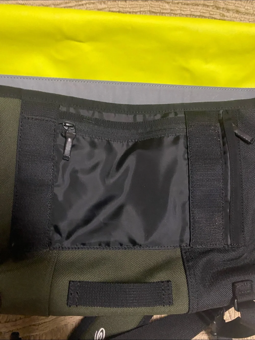 Timbuk2 rugged messenger